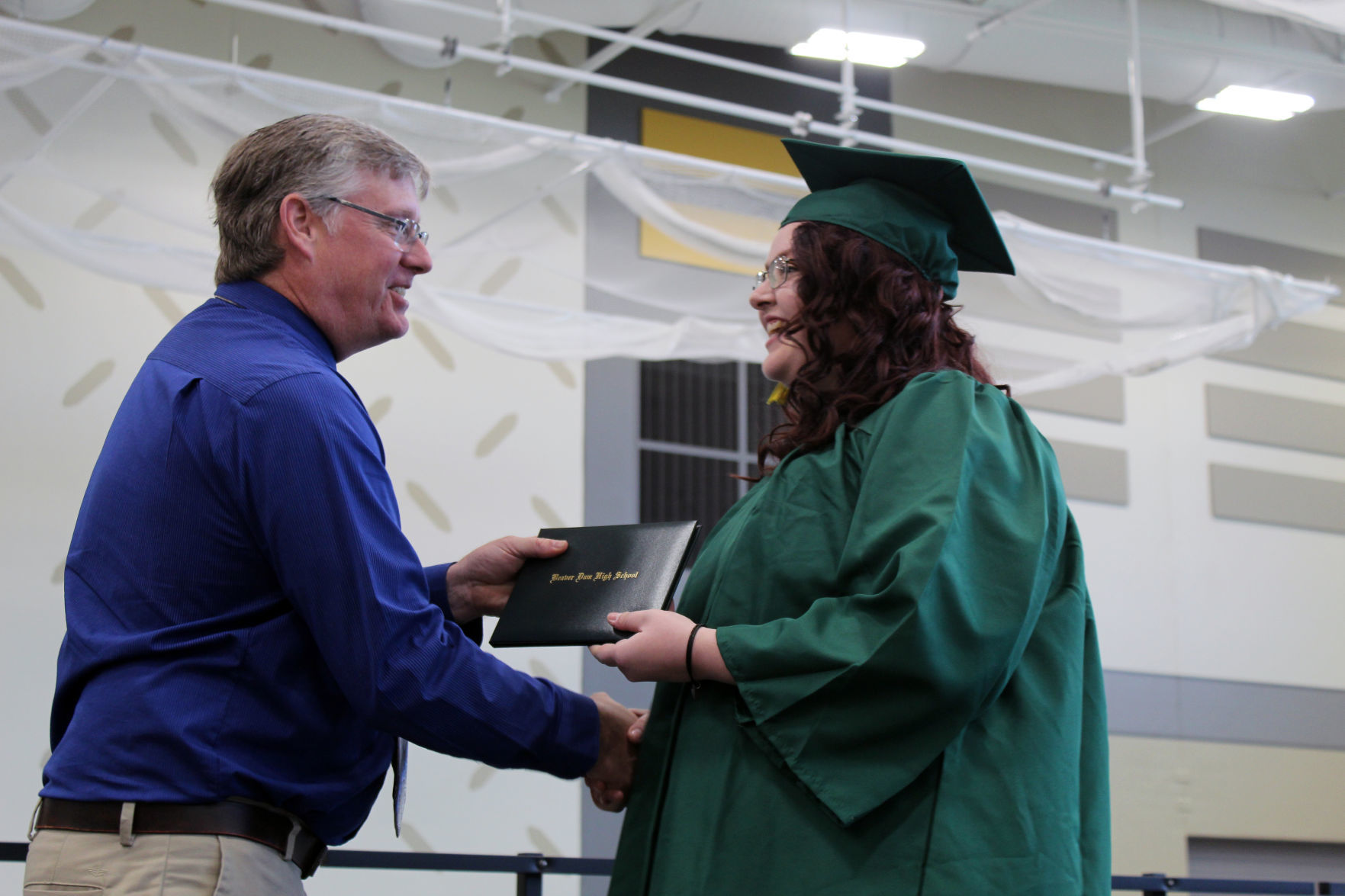 060219-ctzn-news-bd-grad041.jpg